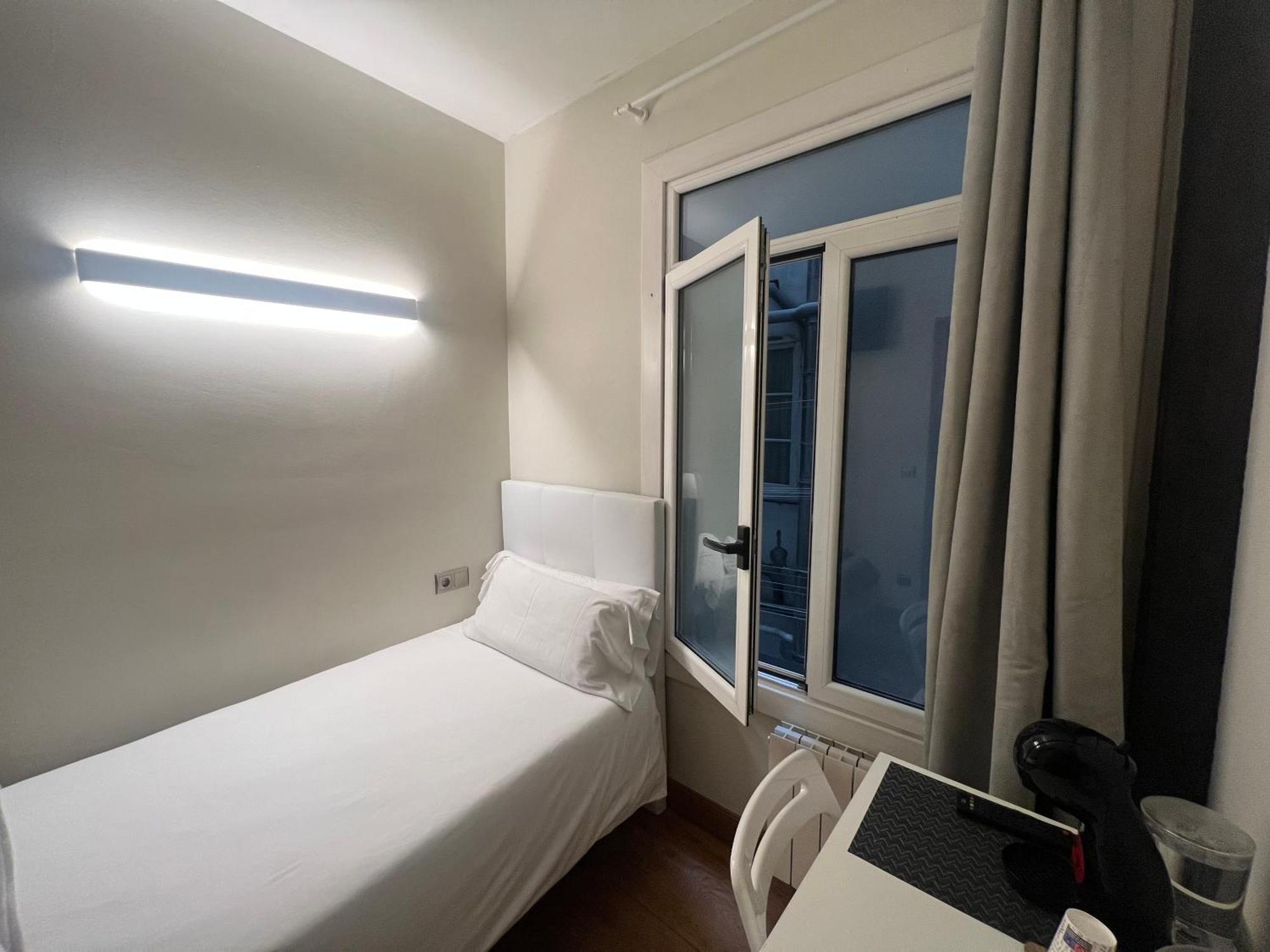 Pension Artea San Sebastian Bagian luar foto