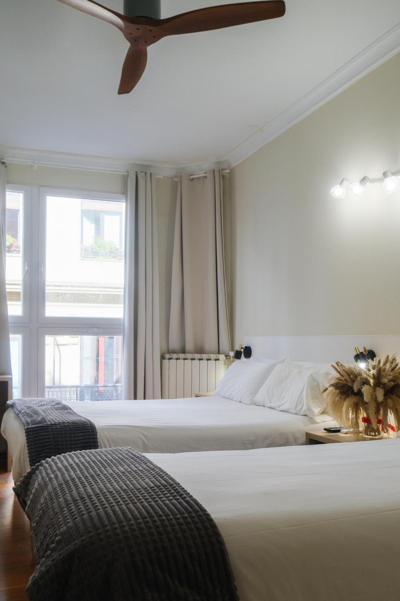 Pension Artea San Sebastian Bagian luar foto